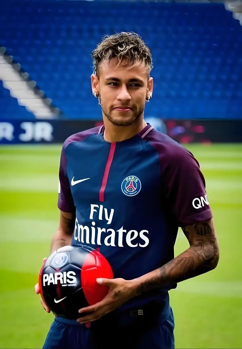 TA：FIFA在卖世界杯期间的停车证，价格是每场75至175美元（TA：FIFA世界杯比赛日停车证开售，单场售价75至175美元）