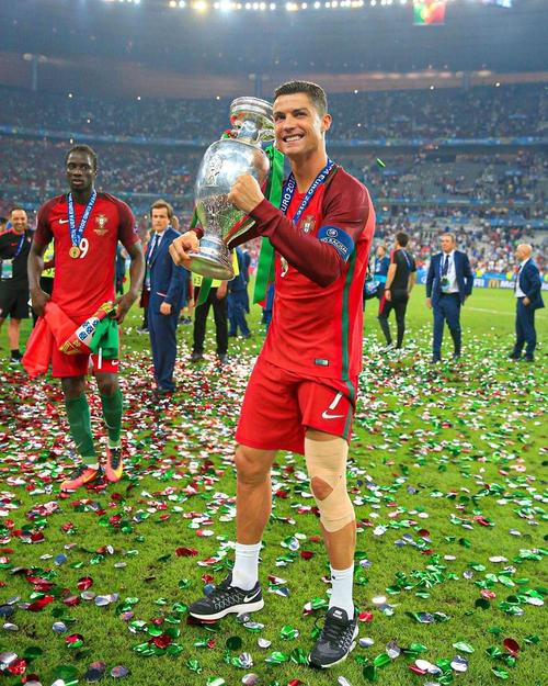 斯潘塞兄弟同日爆发，得分同时创下赛季新高（斯潘塞兄弟同日齐发力，双双刷新赛季得分新高）