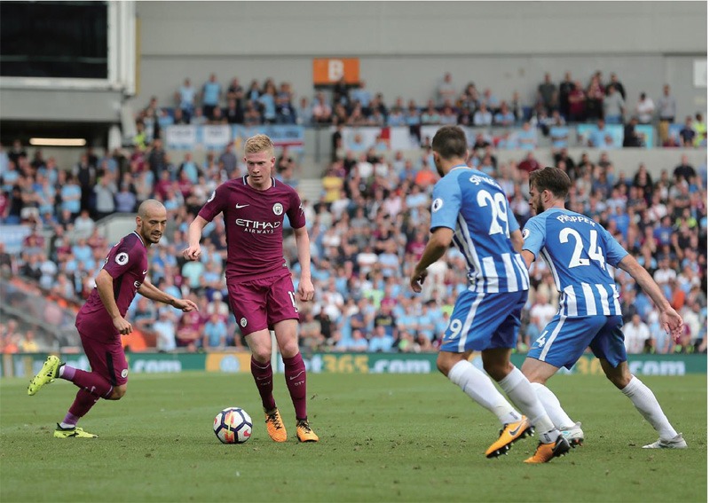 英超半场：福登开场闪击，格瓦迪奥尔破门，曼城2-0利兹联（英超半场战报：福登闪击先开纪录，格瓦迪奥尔建功，曼城2-0领先利兹联）