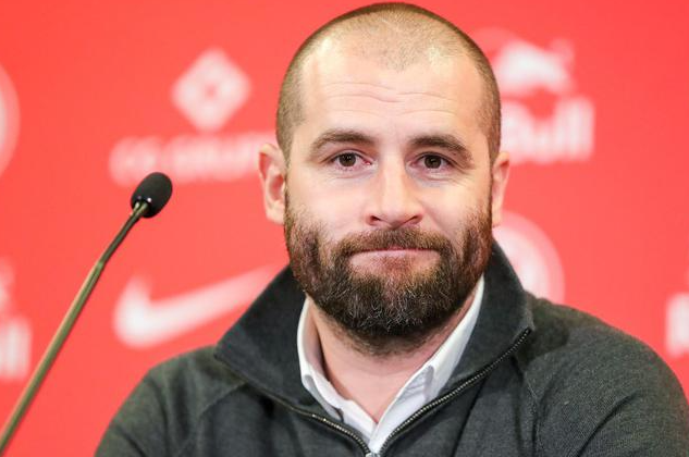 看了四年球了，在专科有一段时间刷抖音频繁给我推多...（看球四年，专科那段时间刷抖音总被频繁推送不少...）