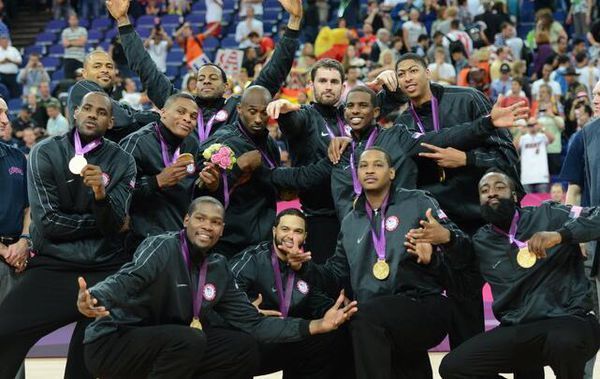 经纪人：那不勒斯今夏也有意博尼，但奥西利奥起了决定性作用（经纪人：今夏那不勒斯也曾追逐博尼，奥西利奥发挥关键作用）