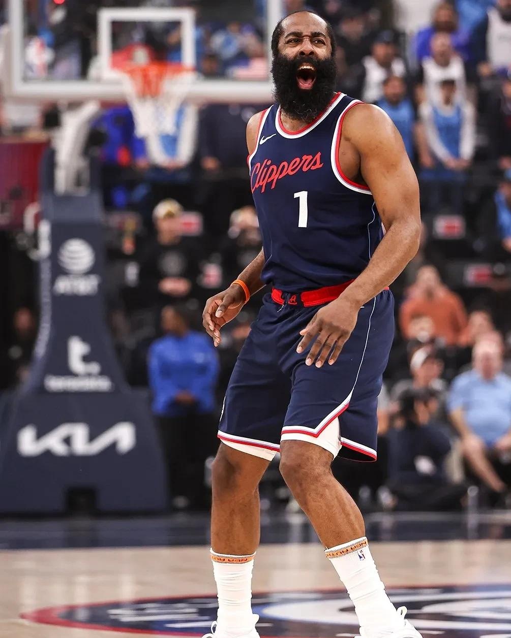 莫雷托：签维卡里奥难度大，国米密切关注弗赖堡门将阿图博卢（莫雷托：签下维卡里奥难度不小，国米正密切关注弗赖堡门将阿图博卢）