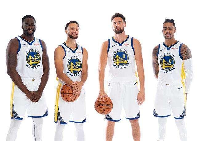 老友相见，孙兴慜赛后与正在恢复的热刺前队友们聊天（赛后重逢，孙兴慜与正在康复的热刺旧友畅聊）