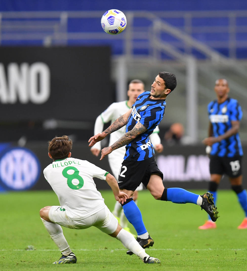 伯纳乌的嘘声？贝林厄姆：我理解，球迷花了很多钱来看比赛（贝林厄姆谈伯纳乌嘘声：理解球迷，他们花了很多钱来看球）