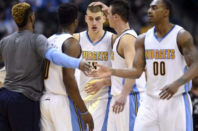 巴萨生死战来袭，法兰克福隐藏致命危机！（巴萨生死战将至，法兰克福暗藏致命隐患）