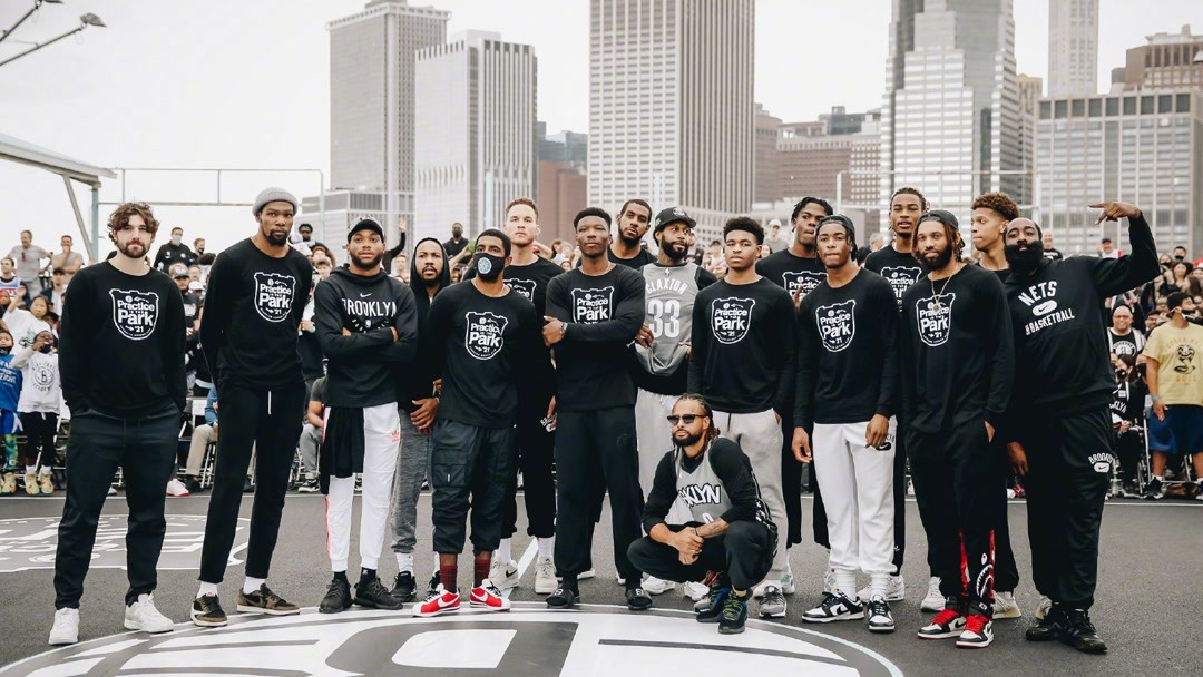 巴萨瞄准德国铁卫！弗里克亲信施洛特贝克或成新援（巴萨锁定德国中卫？弗里克爱将施洛特贝克有望加盟）